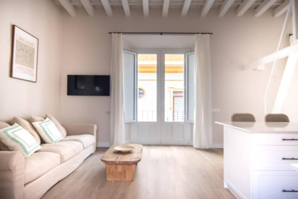 塞维利亚G12 Trendy And Comfy Bright Loft Meters From Bullring And Trianas Bridge, Galera Street公寓 外观 照片